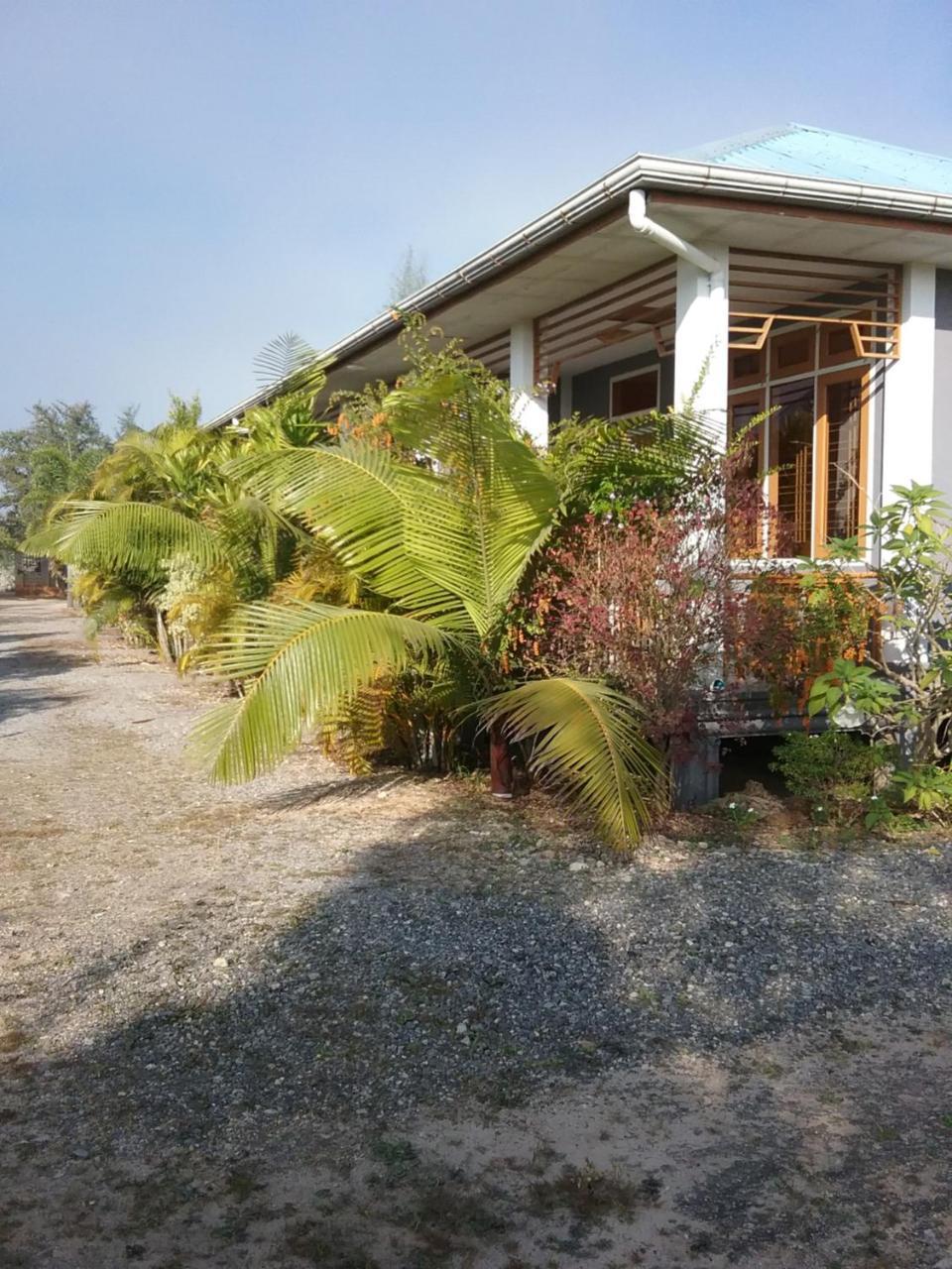 Motel Album Nyaung Shwe Exterior foto