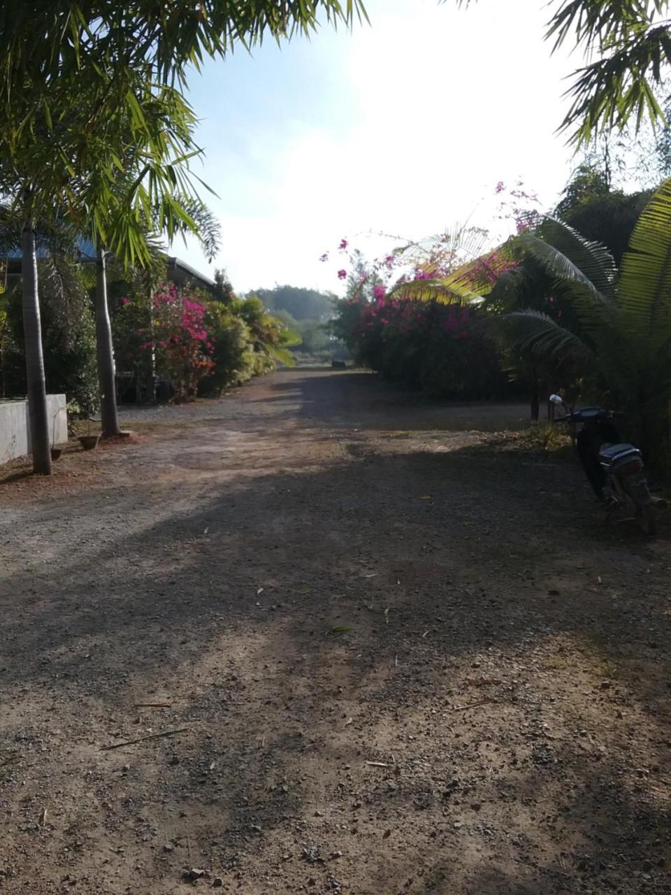 Motel Album Nyaung Shwe Exterior foto